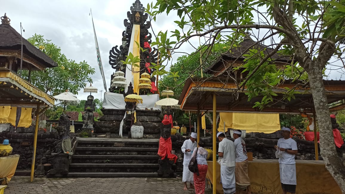 Pura Agung Blambangan Desa Tembokrejo, Kecamatan Muncar, Banyuwangi-Jawa Timur