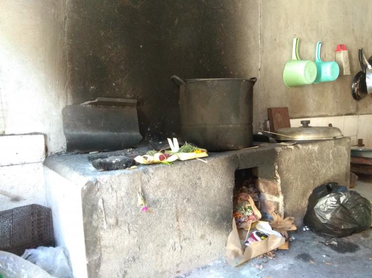 Dapur tradisional masyarakt Bali