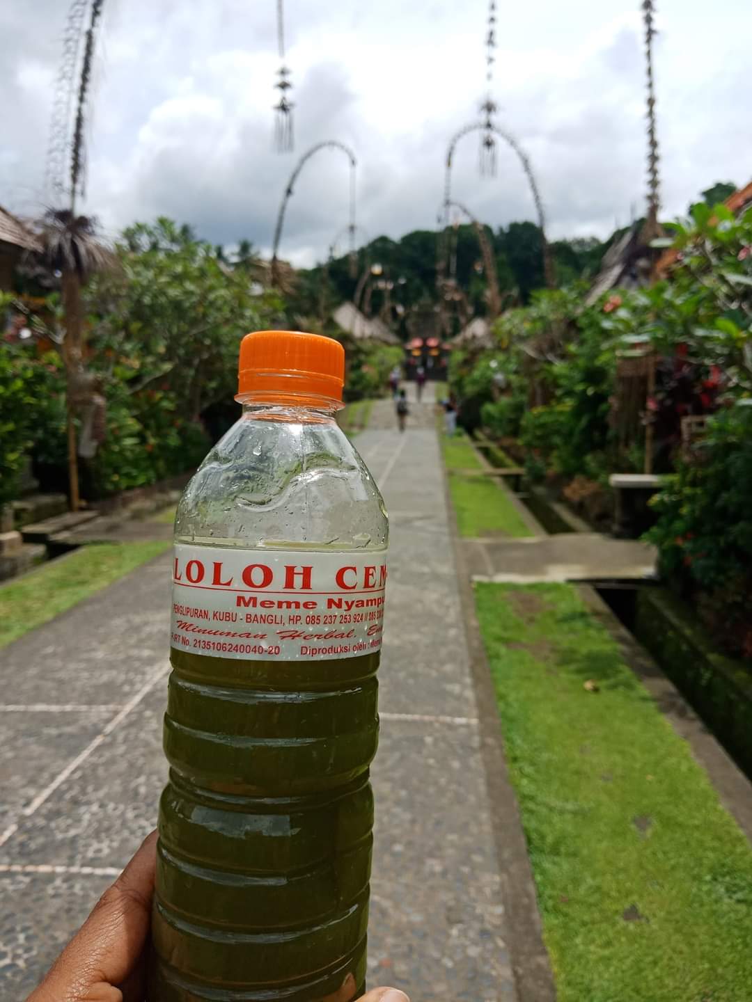 Loloh Cemcem menjadi salah satu minuman yang kaya akan manfaat yang diproduksi di Desa Penglipuran, Bangli