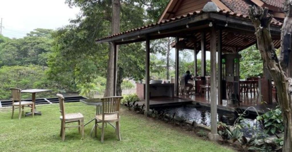 Margot Riverside menjadi salah satu resto dengan konsep tempoe doeloe