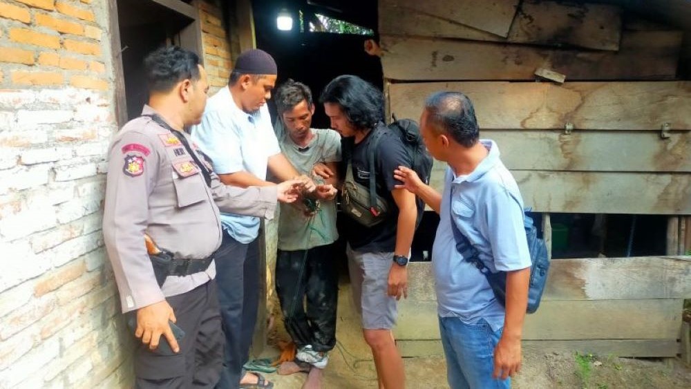 KEJAM: Abdullah ditangkap polisi usai melakukan pembunuhan terhadap anaknya sendiri.