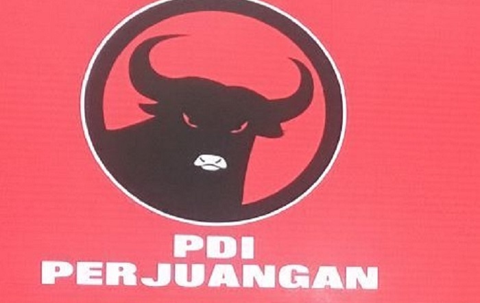 Logo partai PDIP. Seorang pedagang kerupuk lolos DPRD Bali dari Dapil Buleleng