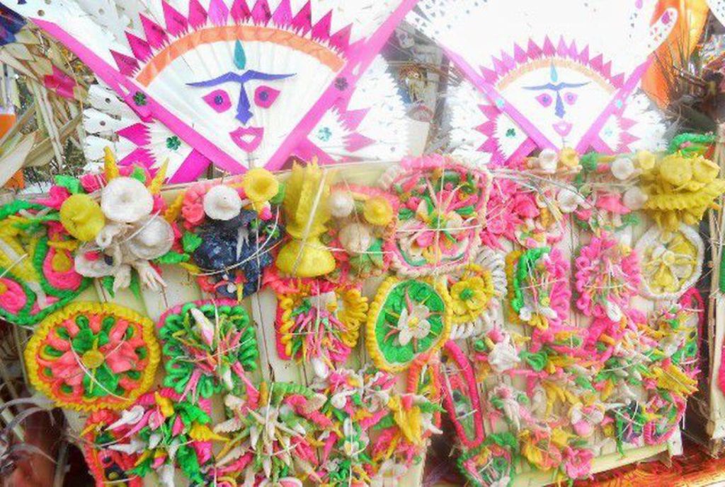 Jajan Banten Bebangkit bagi umat Hindu di Bali.