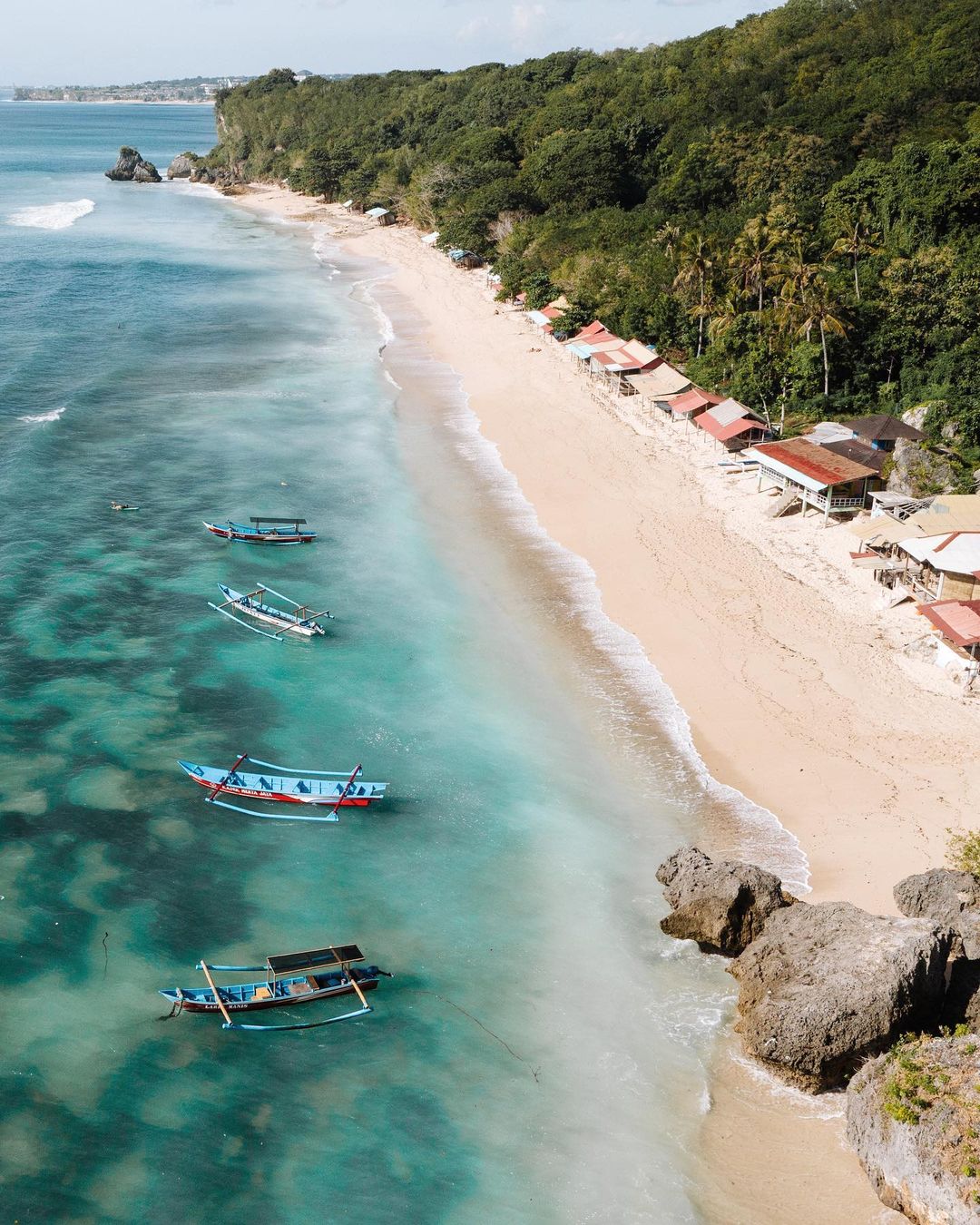 Pantai Thomas di Pecatu Bali.