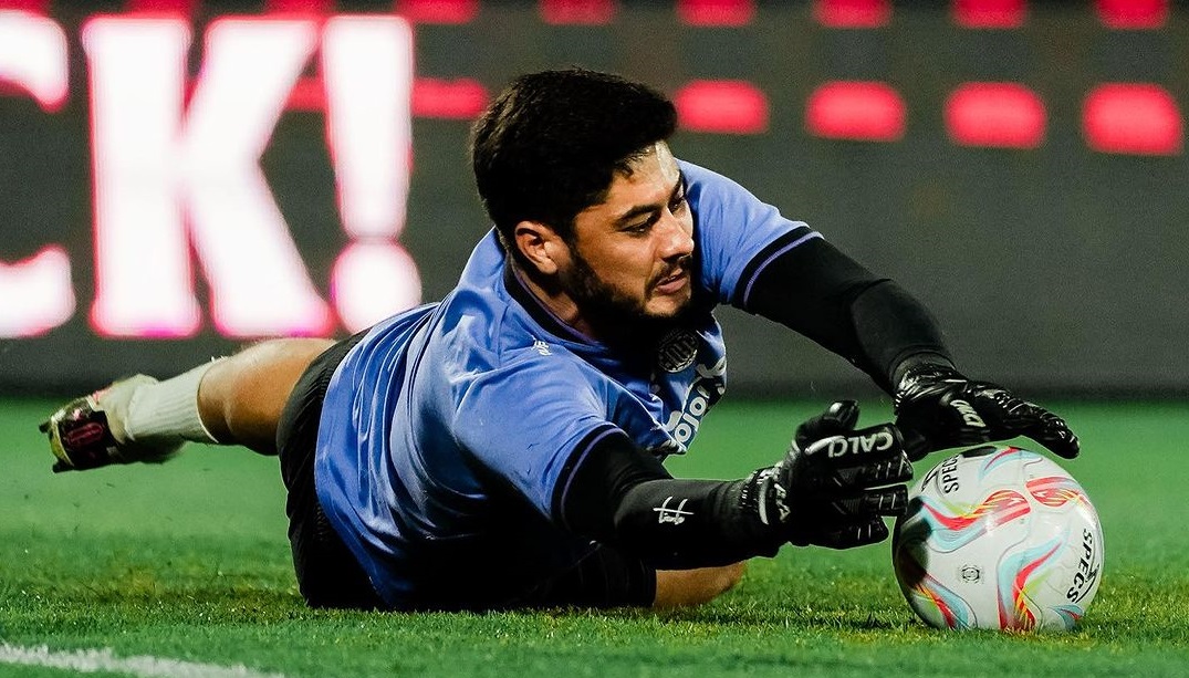 Kiper Bali United Adilson Maringa baru mencatat 7 cleashet atau nirbobol dari 28 laga.