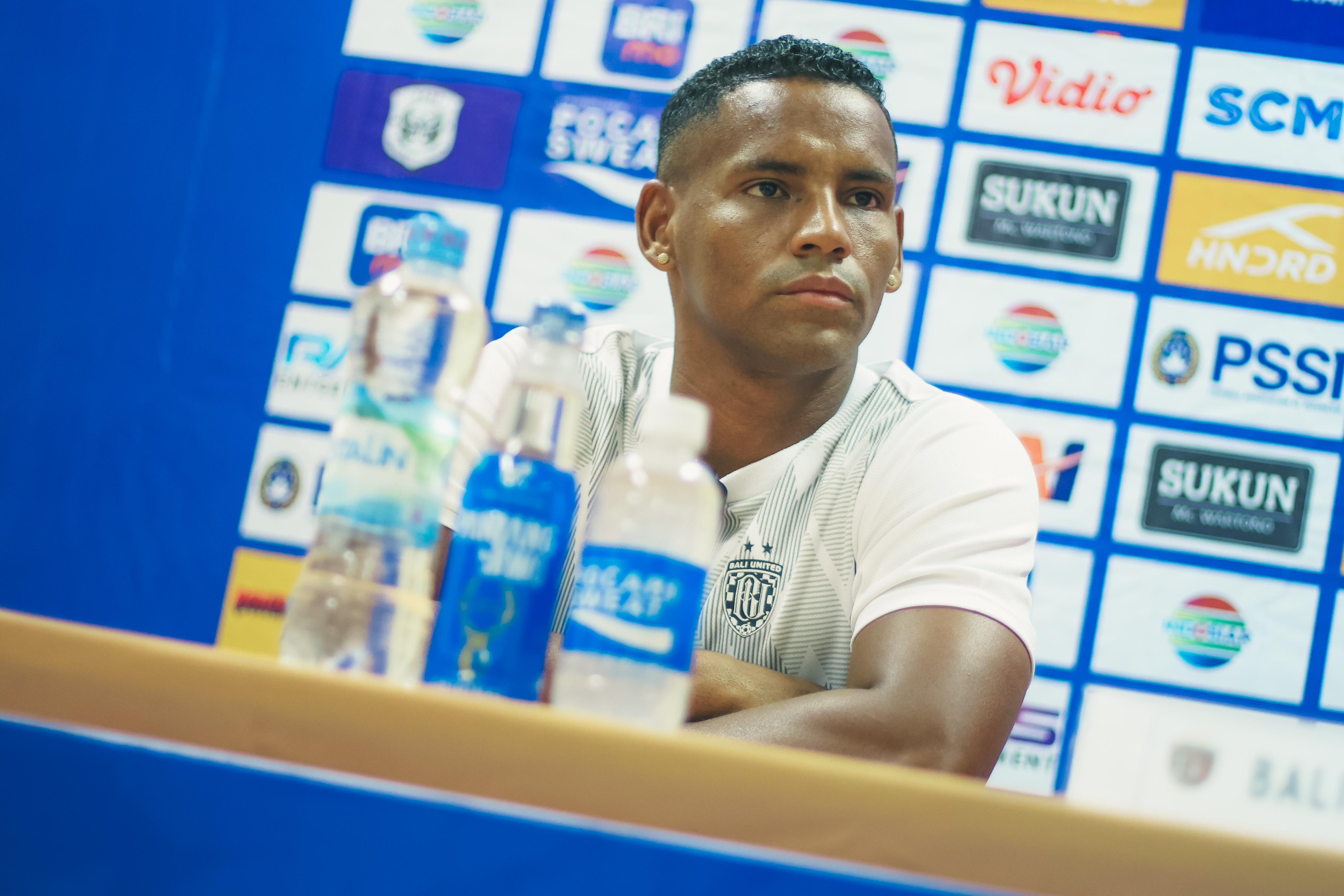 Eber Bessa menjadi satu dari empat pemain asing Bali United yang diminta segera hengkang musim depan.