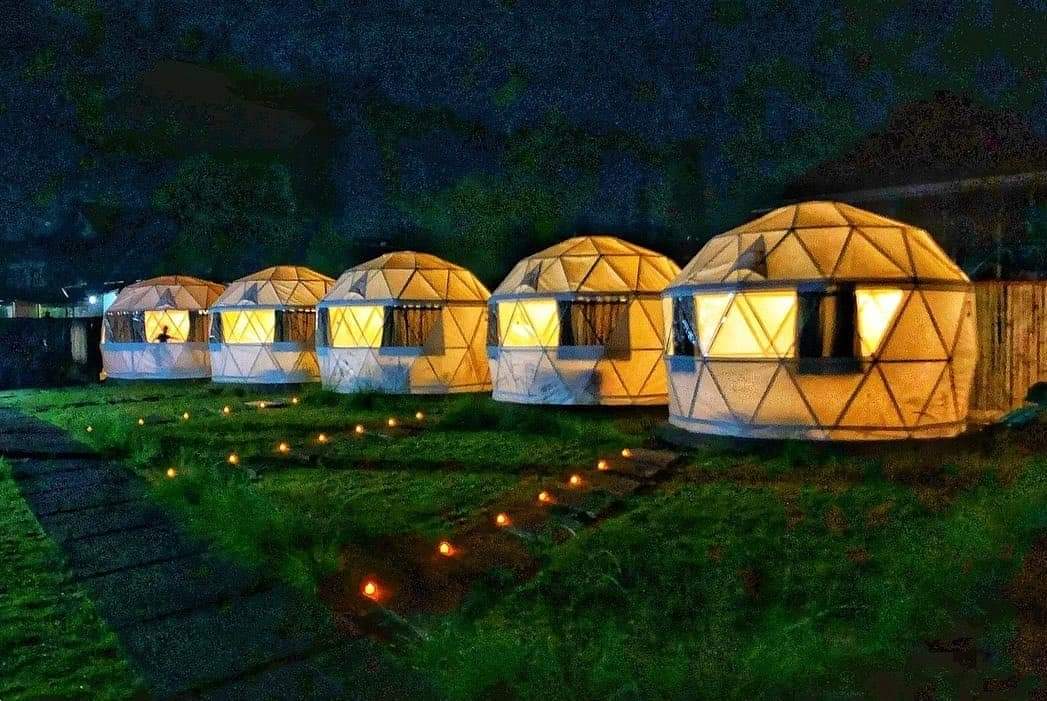 Igloo Glamping Bali di Desa Songan Kintamani menjadi tempat untuk berakhir pekan