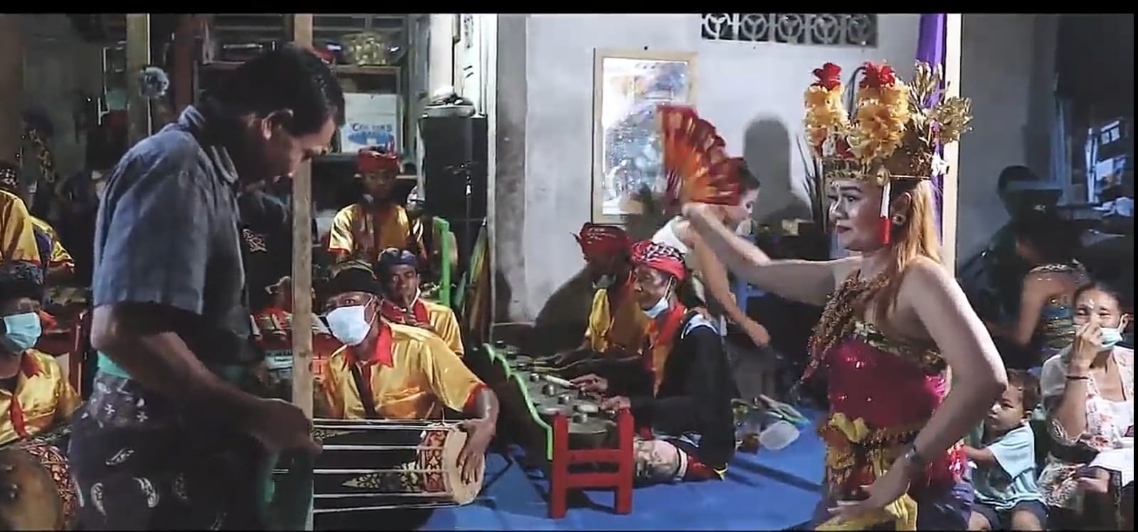 Sekeha Joged Tunjung Mekar saat pentas