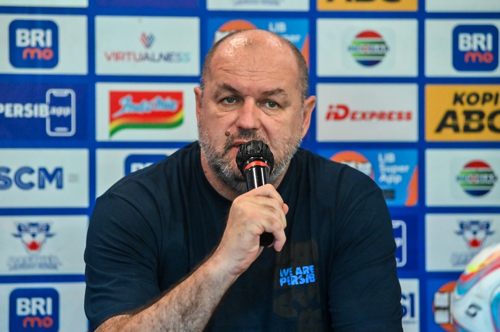 Pelatih Persib, Bojan Hodak