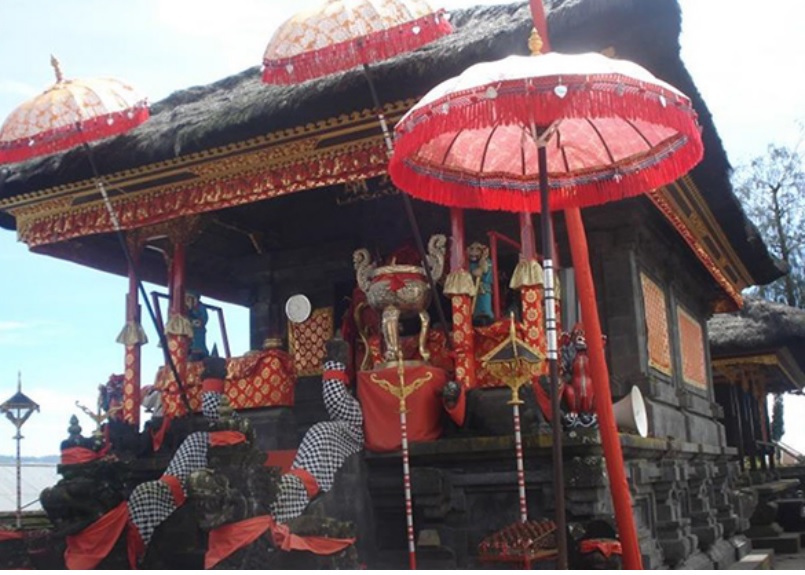 Pelinggih Ida Ratu Ayu Subandar di Pura Dalem Balingkang, Desa Pinggan, Kecamatan Kintamani, Bangli