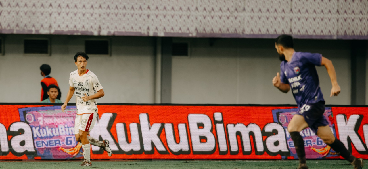 Maouri Ananda Yves menjalani debut bersama tim utama Bali United saat lawan Persita Tangerang, 30 April 2024