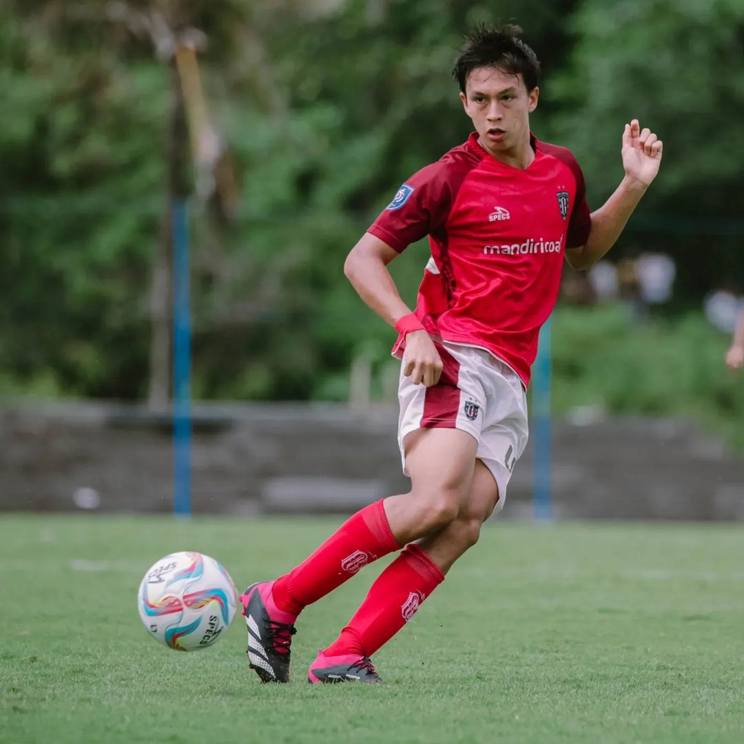 Wonderkid Bali United Maouri Simon menjalani debut di Liga 1 saat lawan Persota, 30 April 2024.