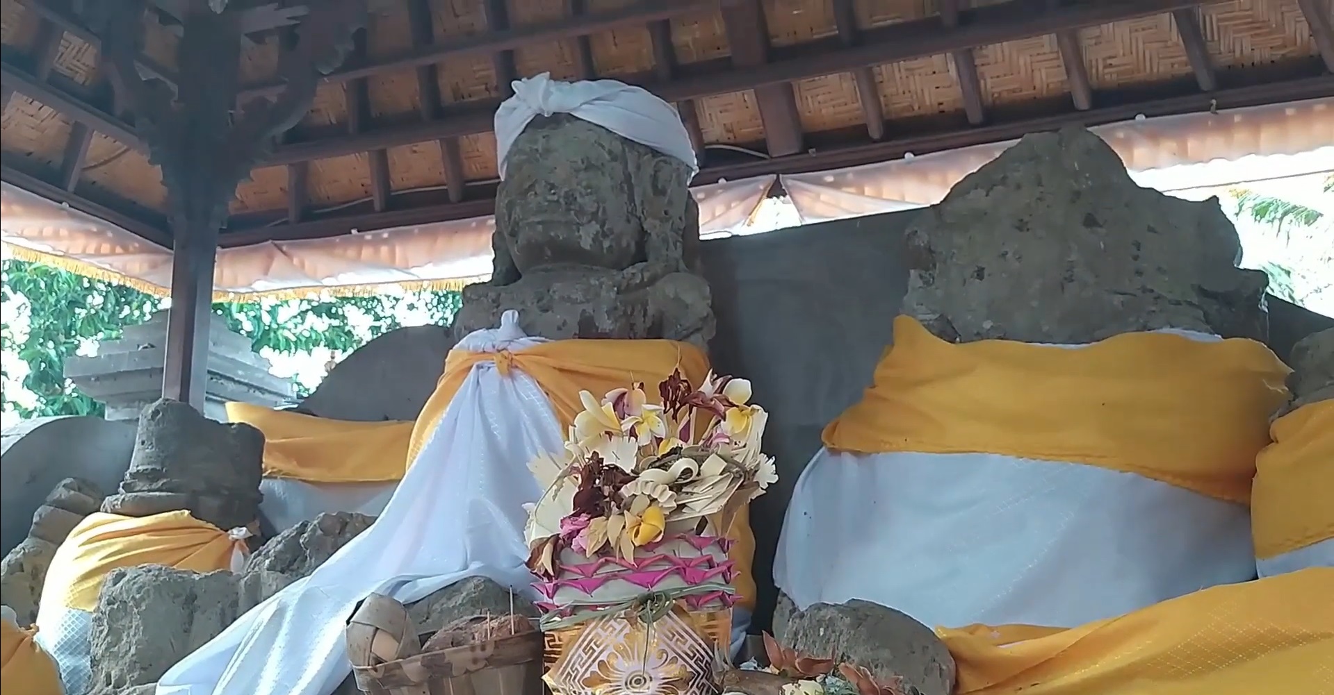 Arca di Pura Kebo Edan, pejeng, Gianyar