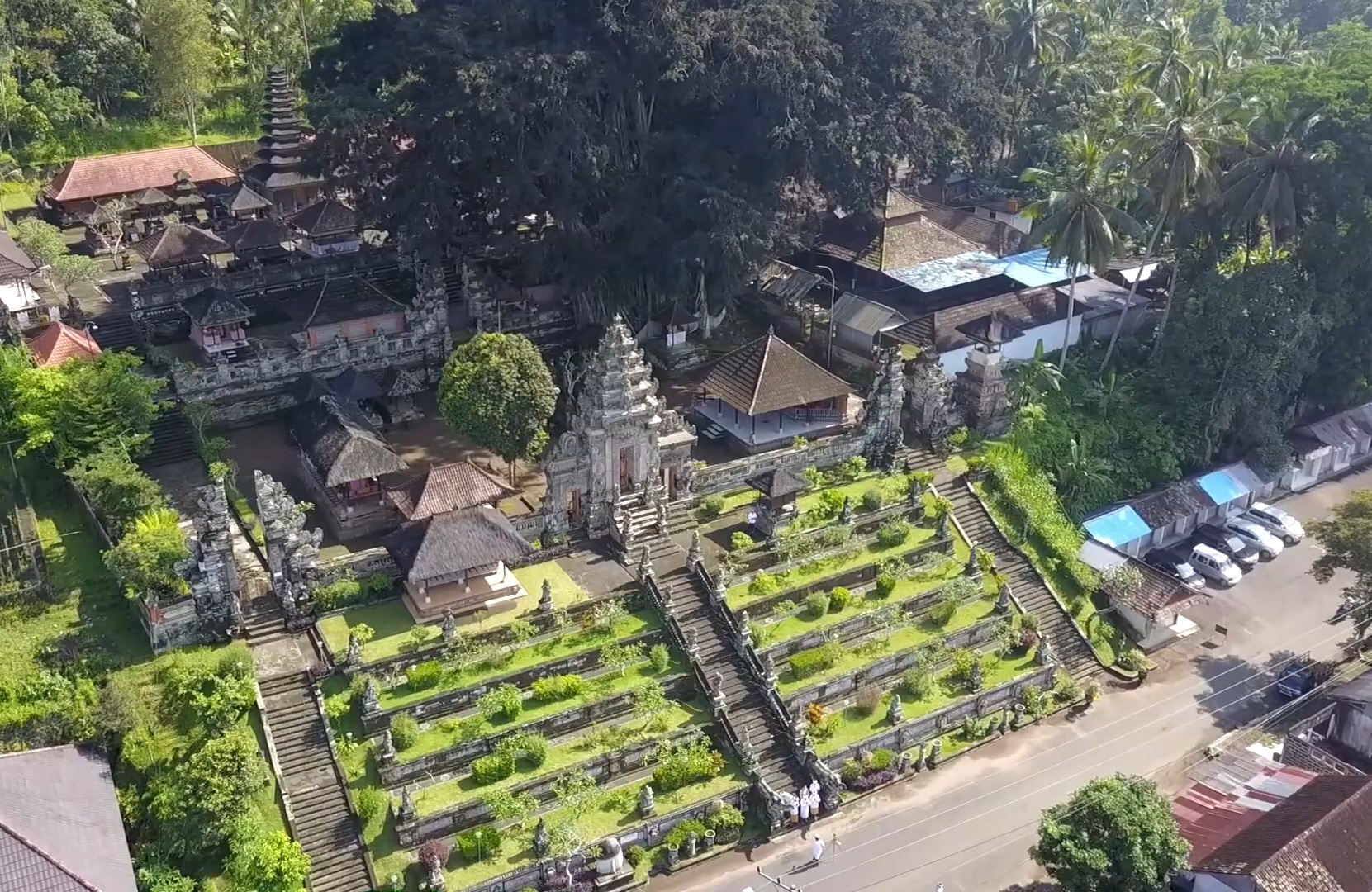 Pura Kehen Bangli yang dibangun sejak Abad IX