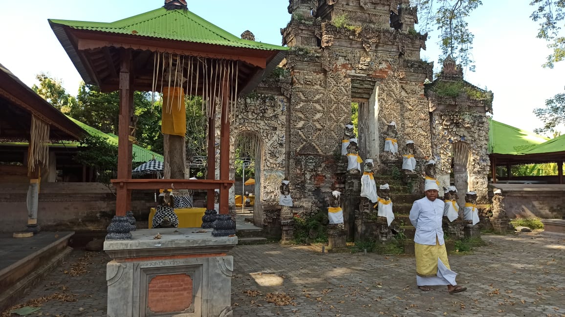 Kulkul di Pura Agung Menasa yang diyakini memiliki kekuatan mistis