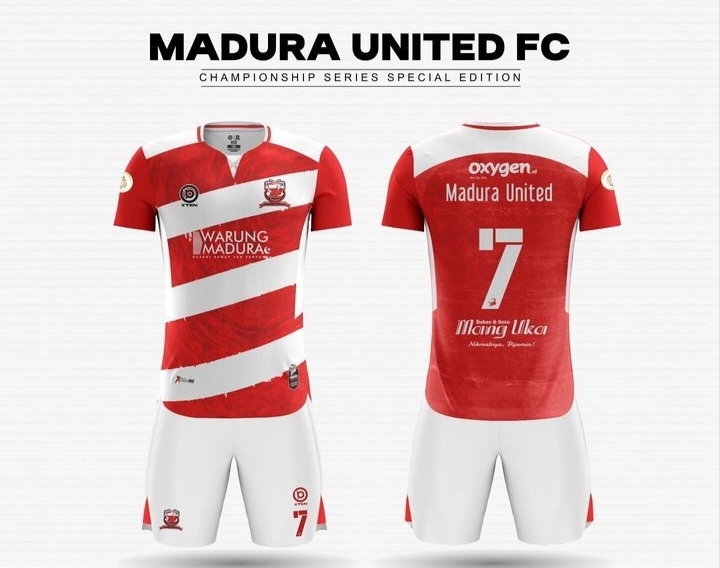 Jersey kandang Madura United untuk laga championship series Liga 1