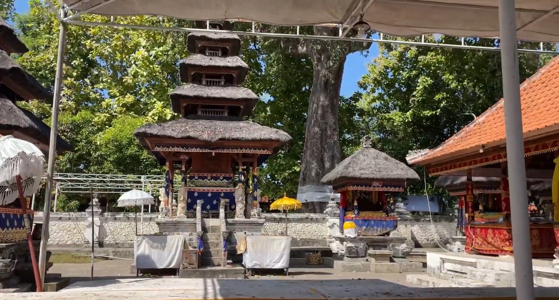 Areal utama mandala Pura Sakenan, Desa Serangan, Kecamatan Denpasar Selatan, Bali