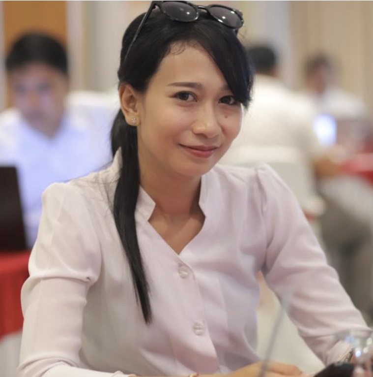 Ni Luh Putu Yuliani Dewi, M.Ag, Dosen Prodi Filsafat Hindu STAHN Mpu Kuturan Singaraja