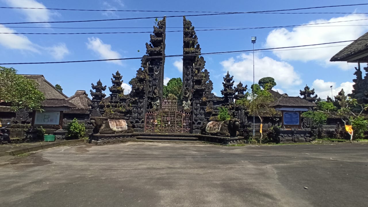 Pura Gunung Raung, di Desa Taro, Kecamatan Tegalalang, Gianyar yang menjadi jejak sejarah perjalanan suci Maha Rsi Markandeya