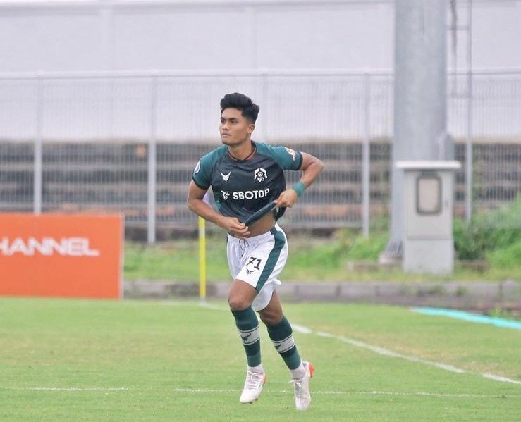 Ramadhan Sananta saat mengenakan jersey Persikabo di musim 2021/2022