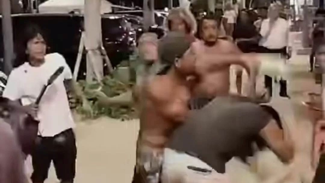 Potongan video perkelaihan warga batak di Kuta yang viral di Medsos.