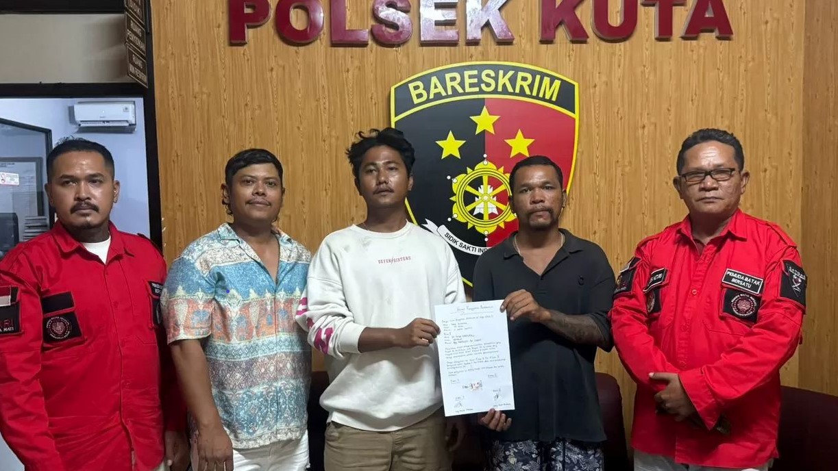 Kedua belah pihak yang terlibat aksi perkelahian di Pantai Kuta sepakat berdamai di Polsek Kuta.