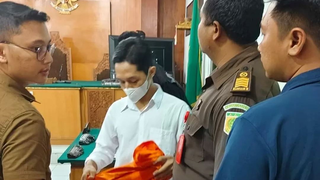 Jero Dasaran Alit ajukan banding atas putusan 6 tahun penjara kasus kekerasan seksual.