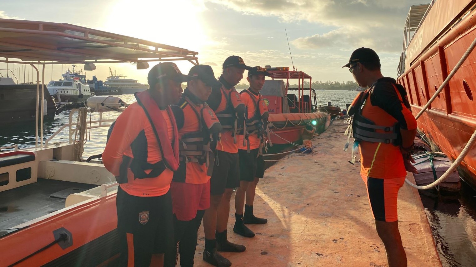 Basarnas Bali menggelar operasi pencairan pria paruh baya hilang di Perairan Uluwatu, Bali.