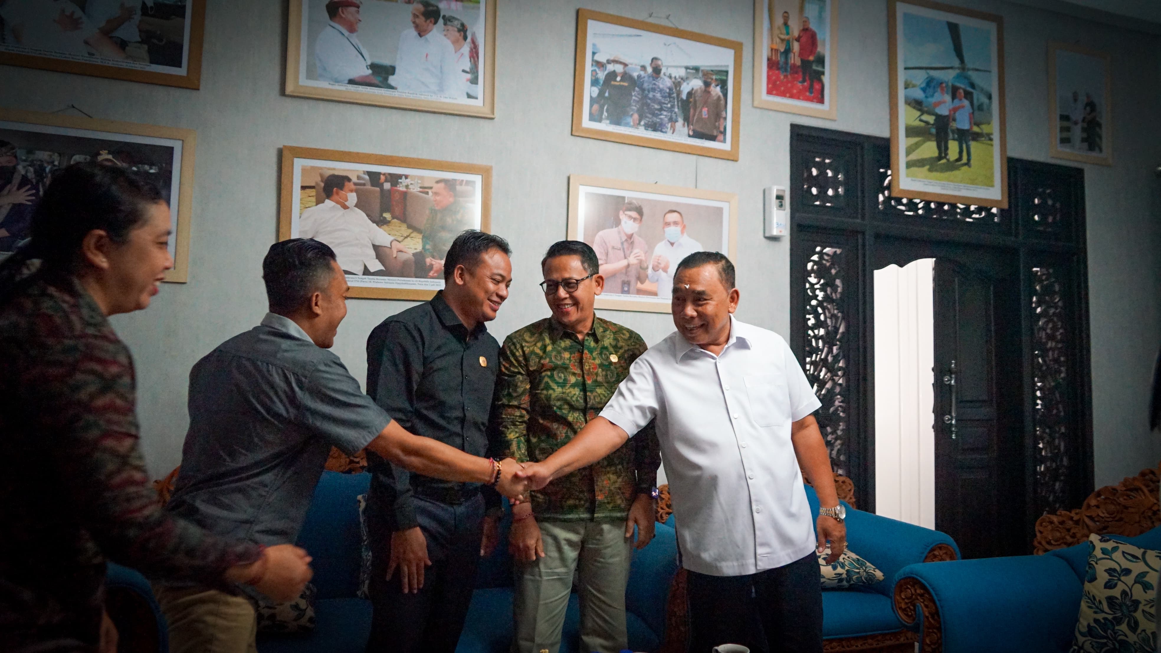 Bupati Jembrana I Nengah Tamba menerima audiensi jajaran KPU Jembrana, Rabu (5/6).