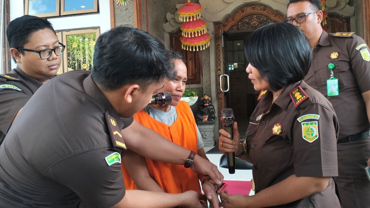 Omyati bebas dari penjara melalui retorative justice disetujui setelah korban memaafkannya.