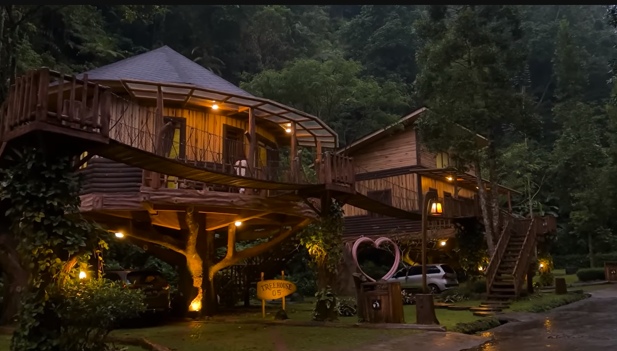 Rumah Pohon Taman Safari, Puncak Bogor.