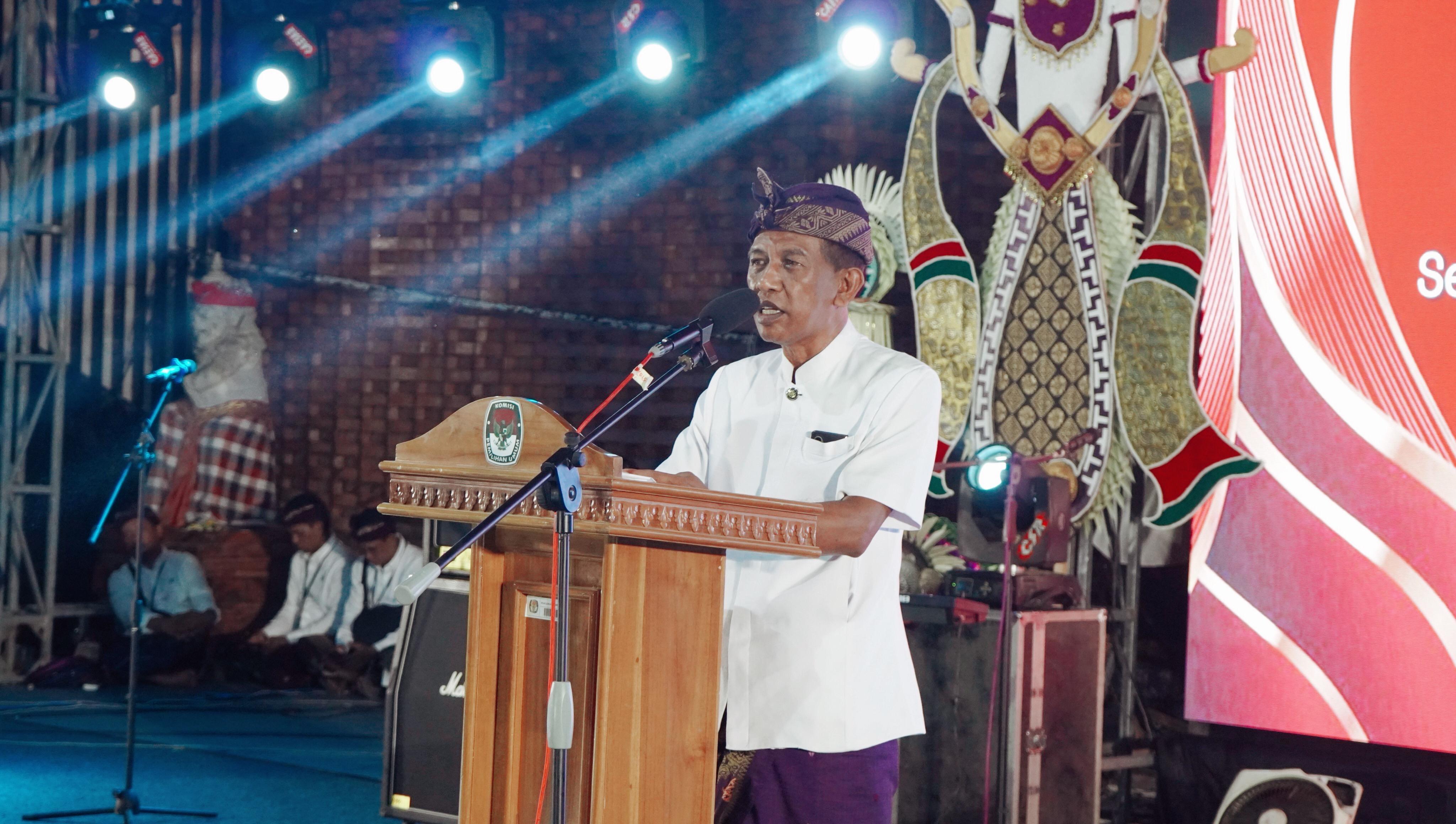 Sekda Jembrana I Made Budiasa saat menghadiri peluncuran Maskot dan Jingle Pilkada Jembrana 2024