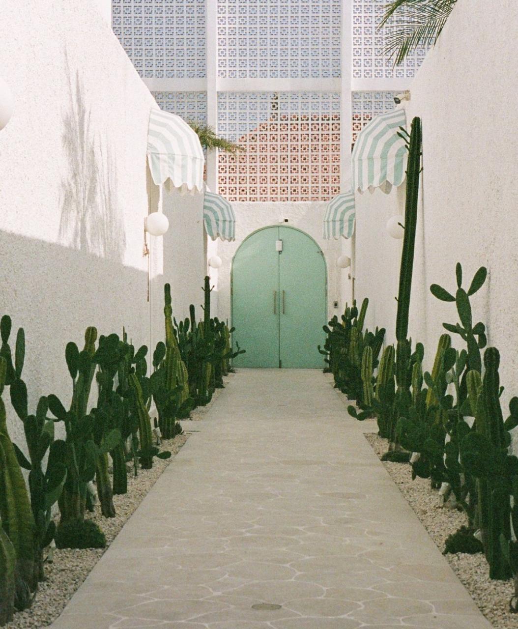 Villa aesthetic yang tak kalah dari glamping Kintamani.