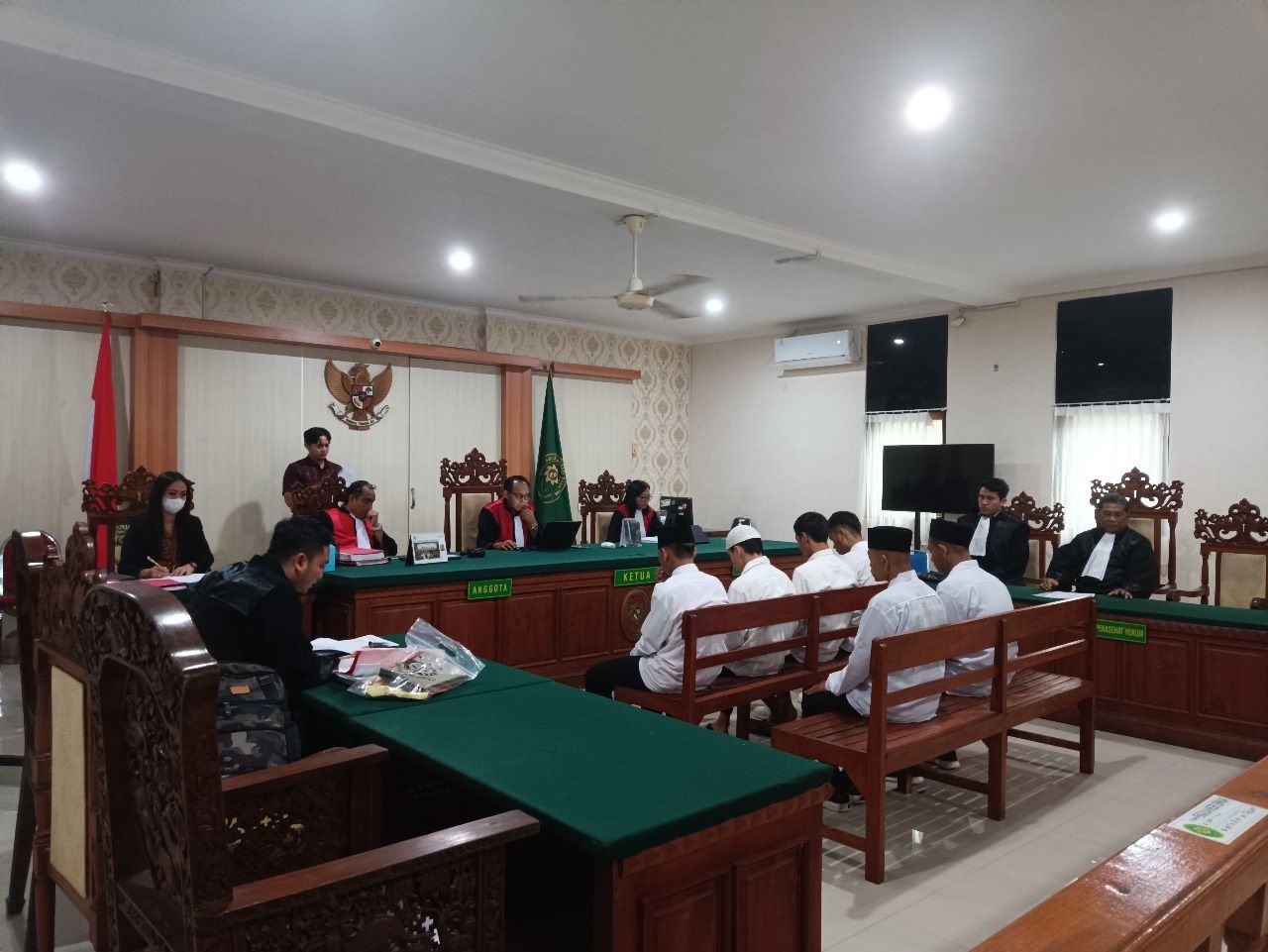 Enam anggota PSHT dituntut masing-masing 17 tahun penjara di PN Denpasar.