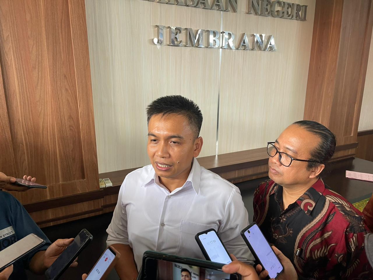 I Gede Ngurah Patriana Krisna (Ipat) usai penyerahan uang pengganti dan denda kasus korupsi yang menjerat I Gede Winasa, Rabu (3/7/2024).