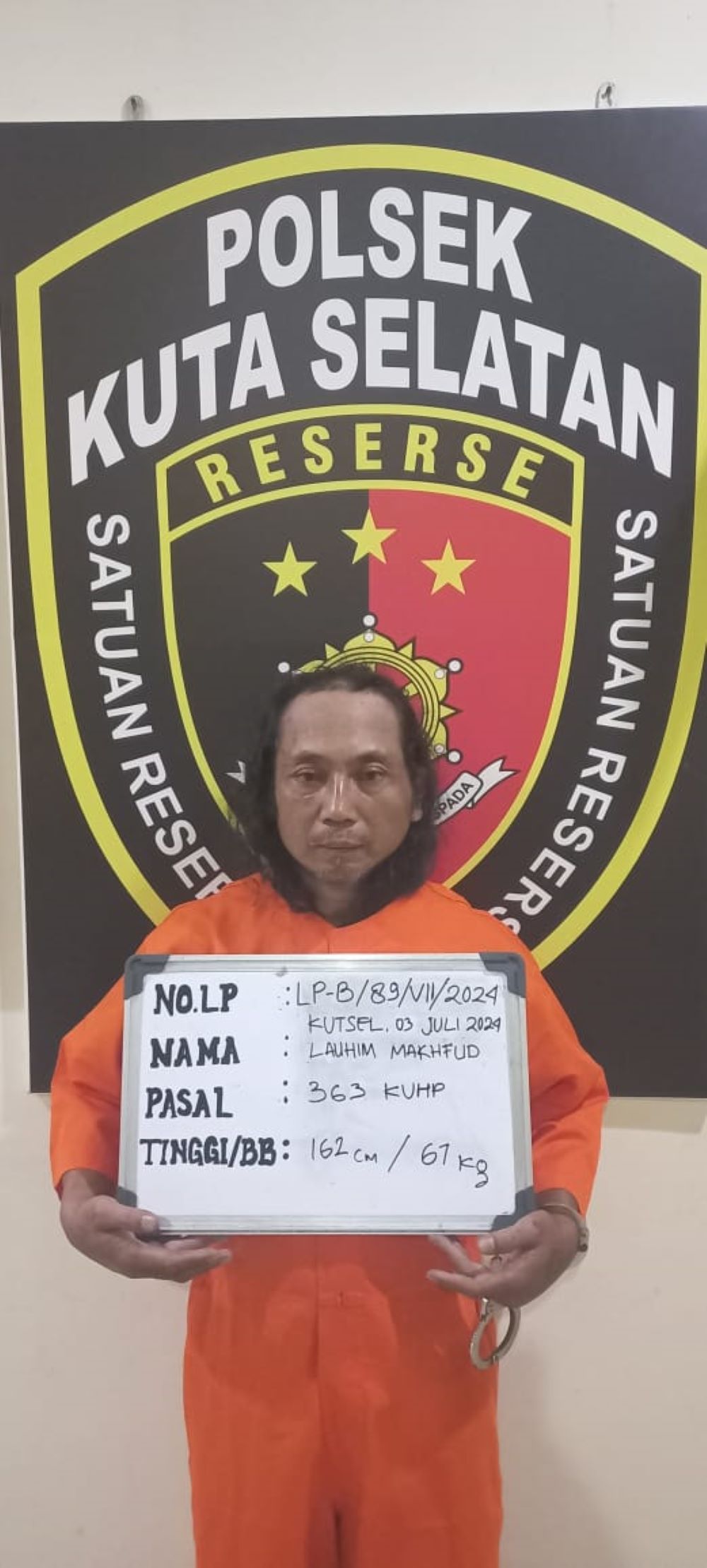 Laukhim Makhfud, 43, pelaku pencurian di Pasar Jimbaran ditangkap warga dan polisi.