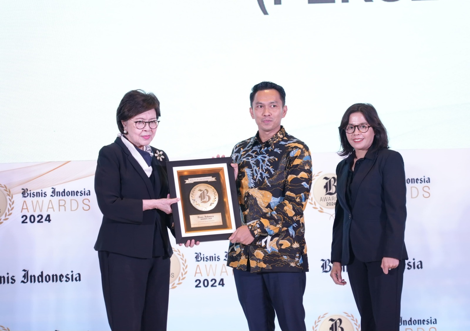 BRI mendapatkan penghargaan Bisnis Indonesia Award (BIA) 2024.
