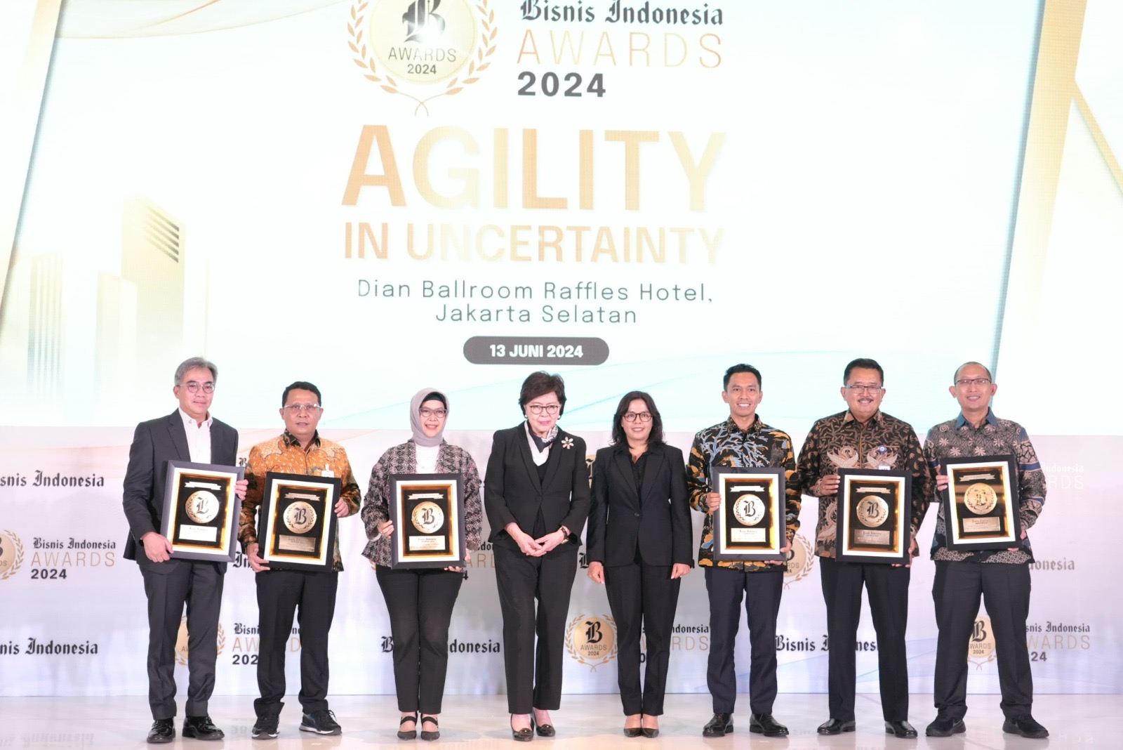 BRI mendapatkan penghargaan Bisnis Indonesia Award (BIA) 2024.