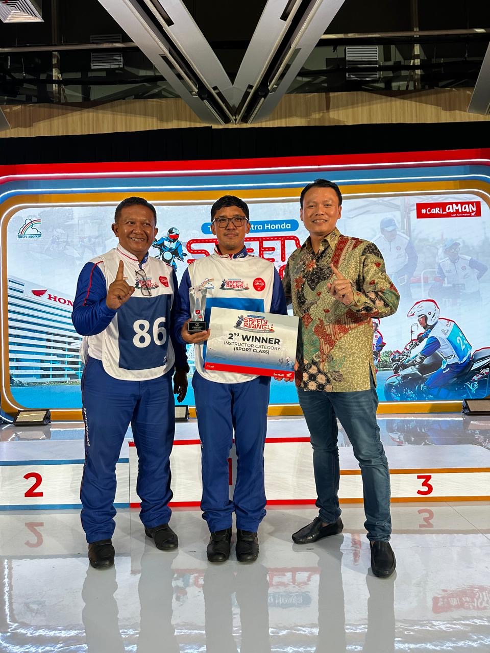 Perwakilan Astra Motor Bali, Yosepth K.L Dwiyanto, sabet juara dua dalam ajang The 15th Astra Honda Safety Riding Instructors Competition (AHSRIC) 2024.