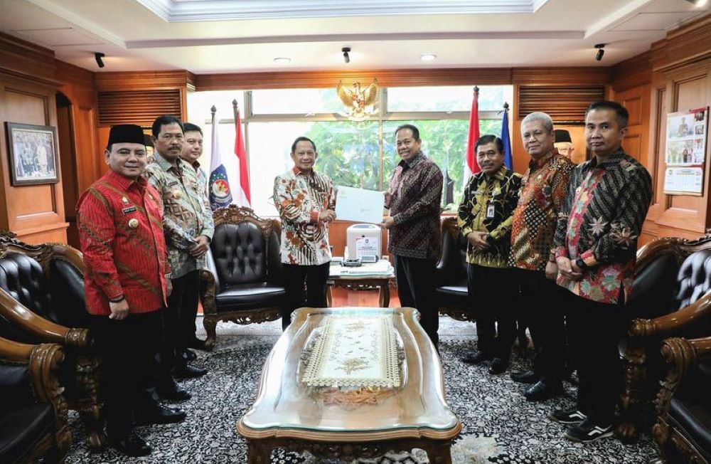 Pertemuan Pj Gubernur Bali Mahendra Jaya dengan Kemendagri.