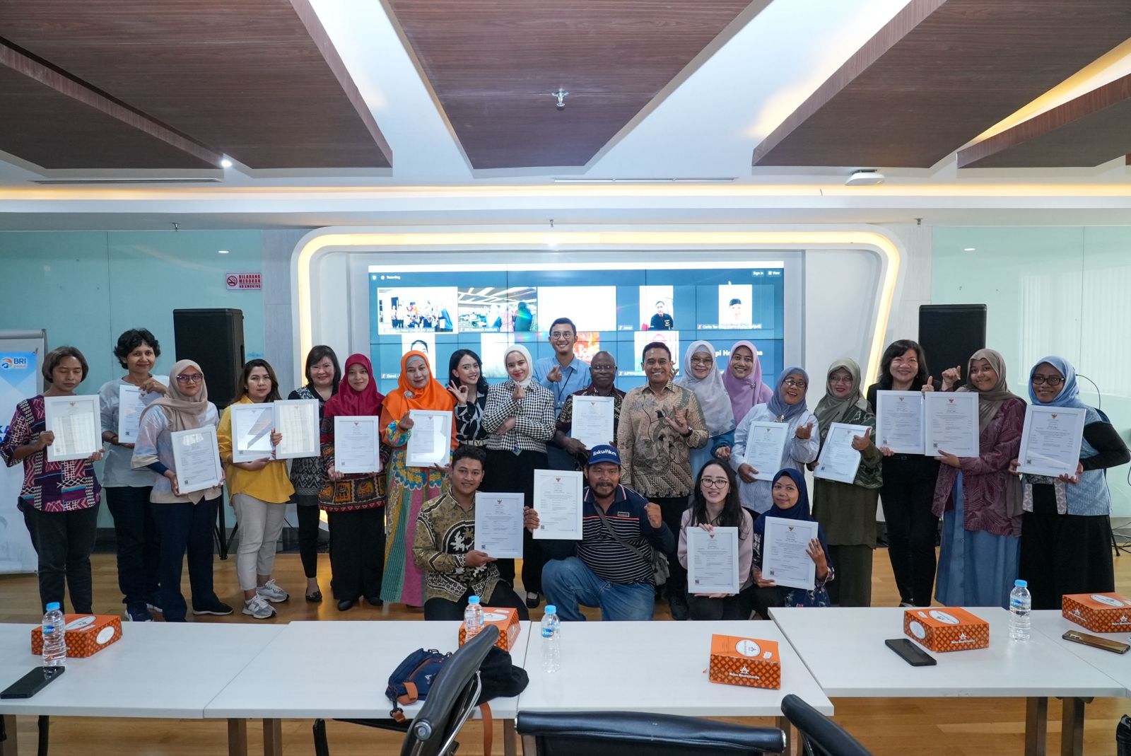 Kegiatan pelatihan dan pendampingan sertifikasi halal bagi UMKM yang digelar Bank Rakyat Indonesia (BRI).