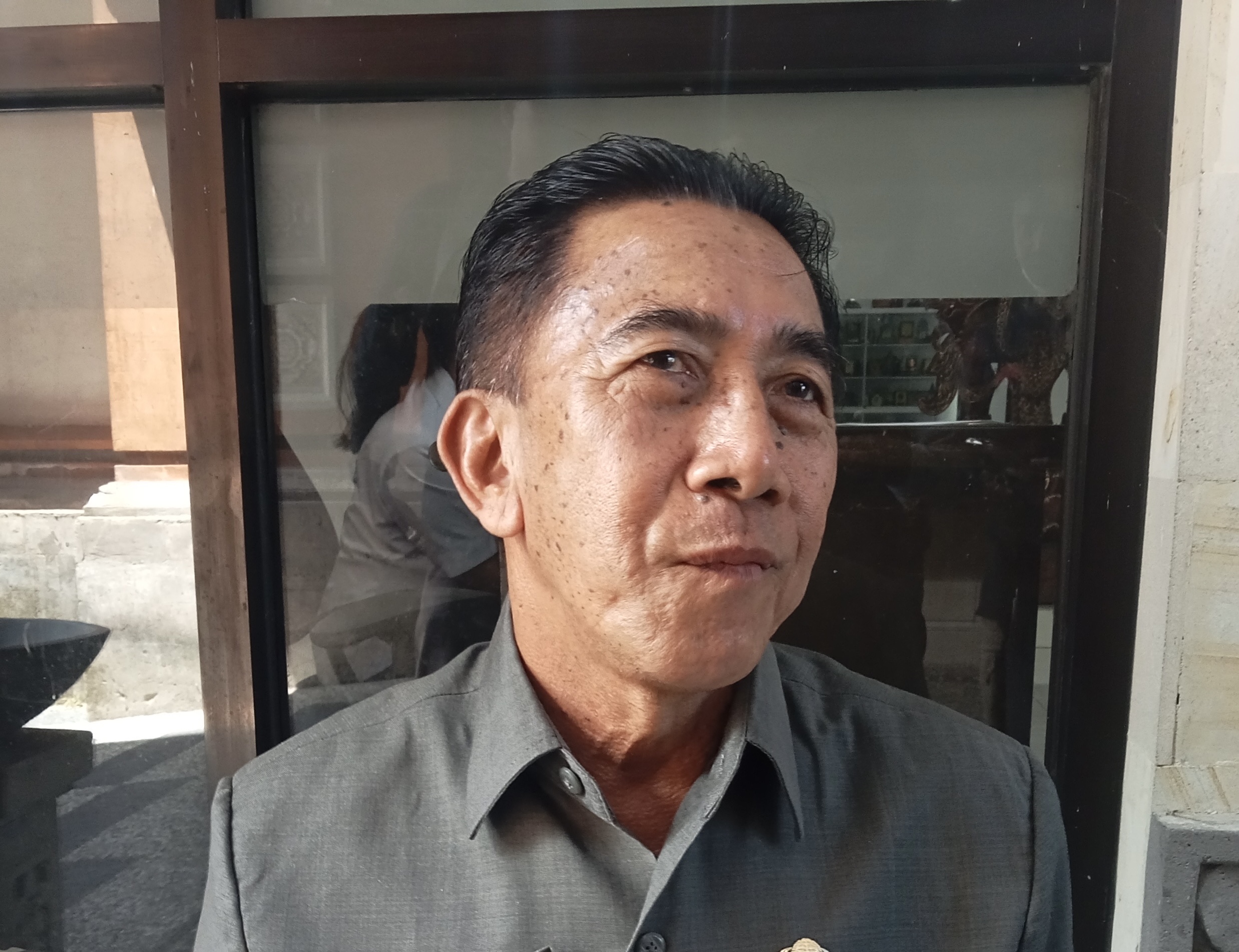 Kepala DLH Karangasem I Nyoman Tari