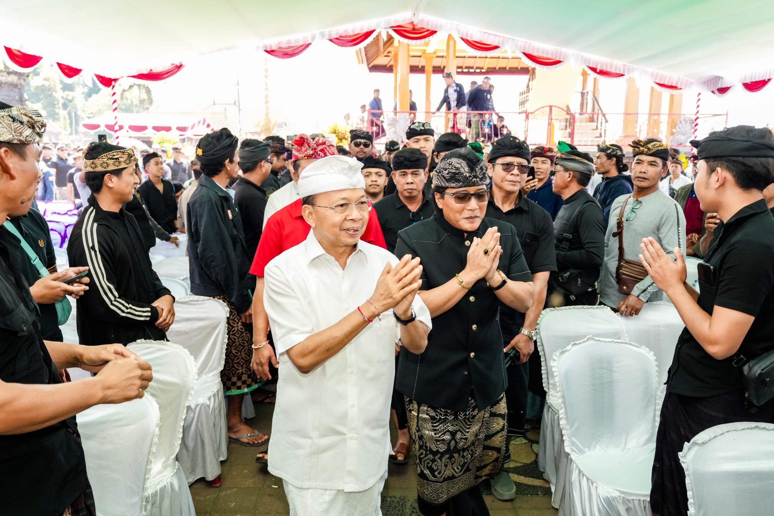 PILIHAN: Kolaborasi Koster-Giri dinilai sebagai pemimpin terbaik Bali yang akan menjaga Bali selamanya.