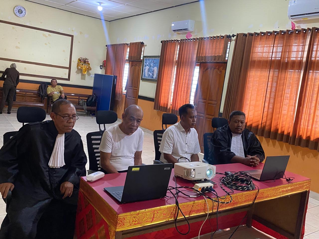 Sidang tuntutan&nbsp;kasus korupsi Dana BKK Desa Adat Tista, Kecamatan Buleleng, Kabupaten Buleleng, secara virtual.