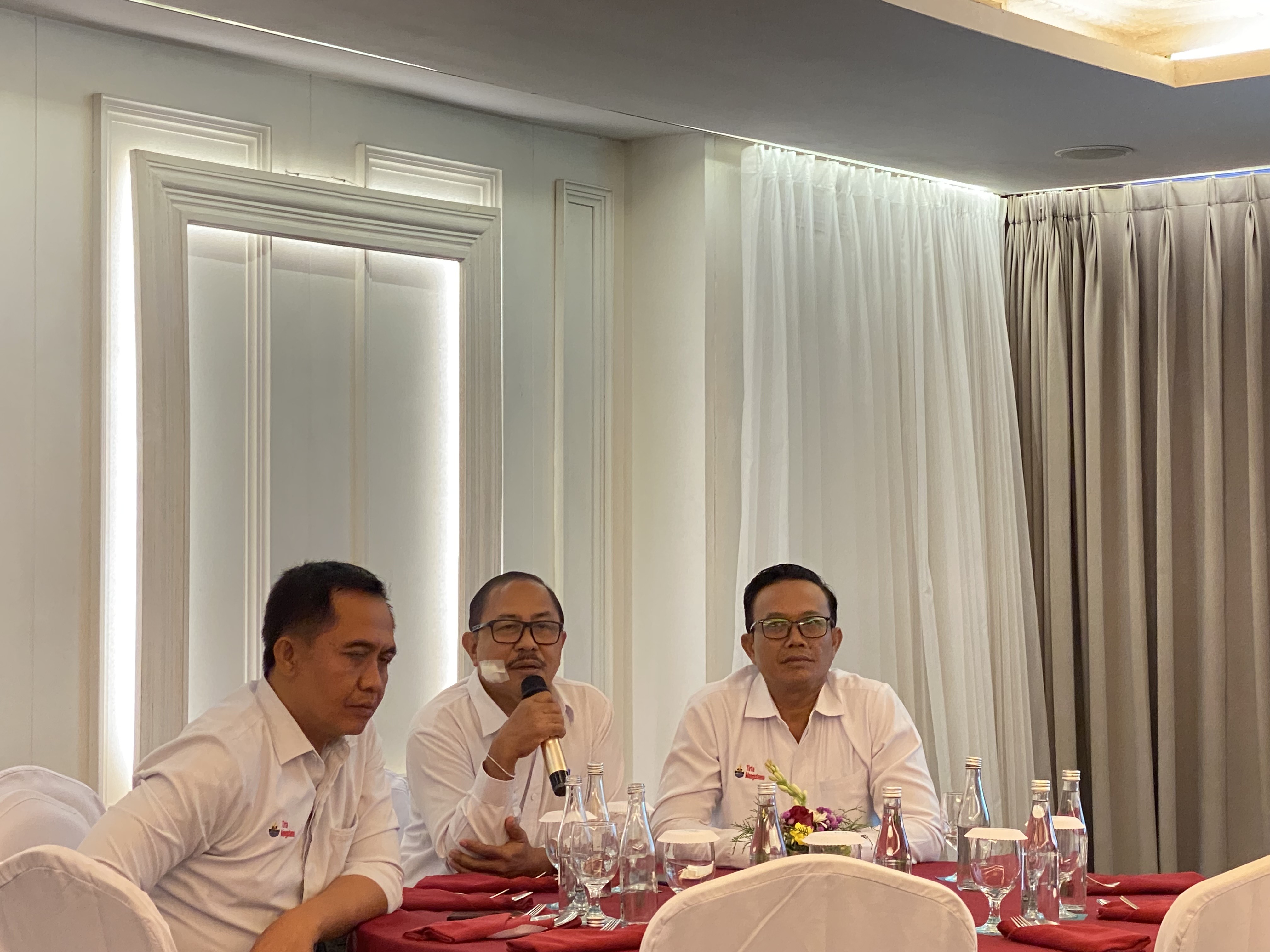 Jajaran Direksi Perumda Air Minum Tirta Mangutama