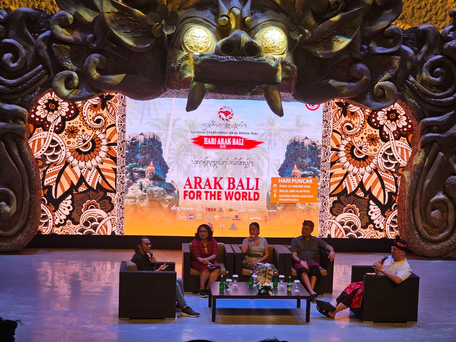 PERAYAAN: Gelaran Hari Arak Bali di Garuda Wisnu Kencana, Rabu (29/1)