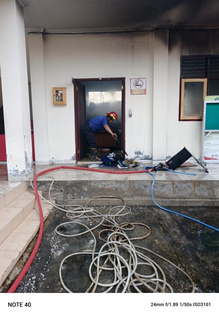 TERBAKAR: Ruang TU SLB N 1 Karangasem mengalami peristiwa kebakaran, pada Rabu (5/2/2025).