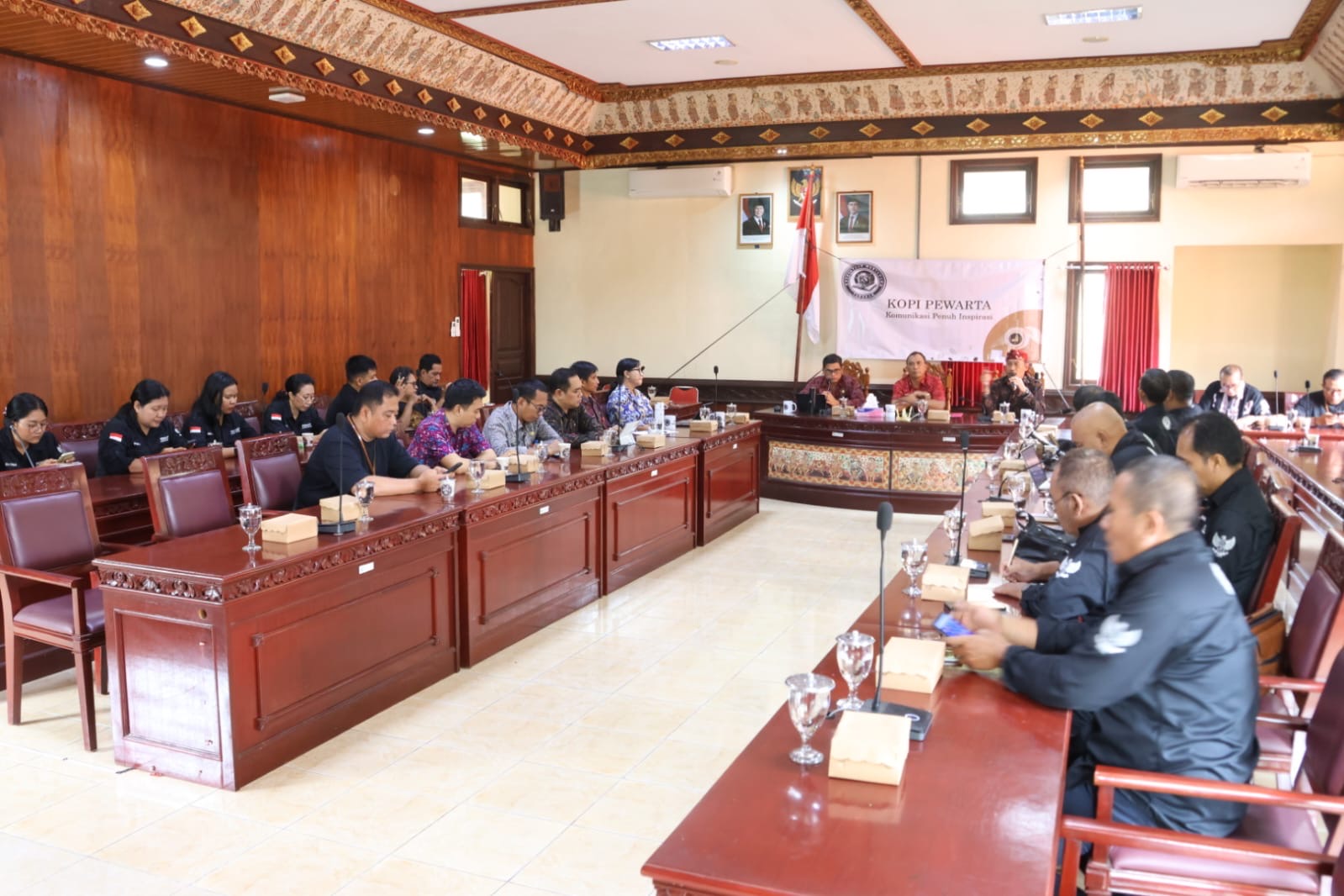 Acara diskusi &nbsp;Dilema Honorer Menanti Kepastian di Tengah Reformasi Birokrasi di Tabanan&nbsp;&nbsp; jumat (14/2).