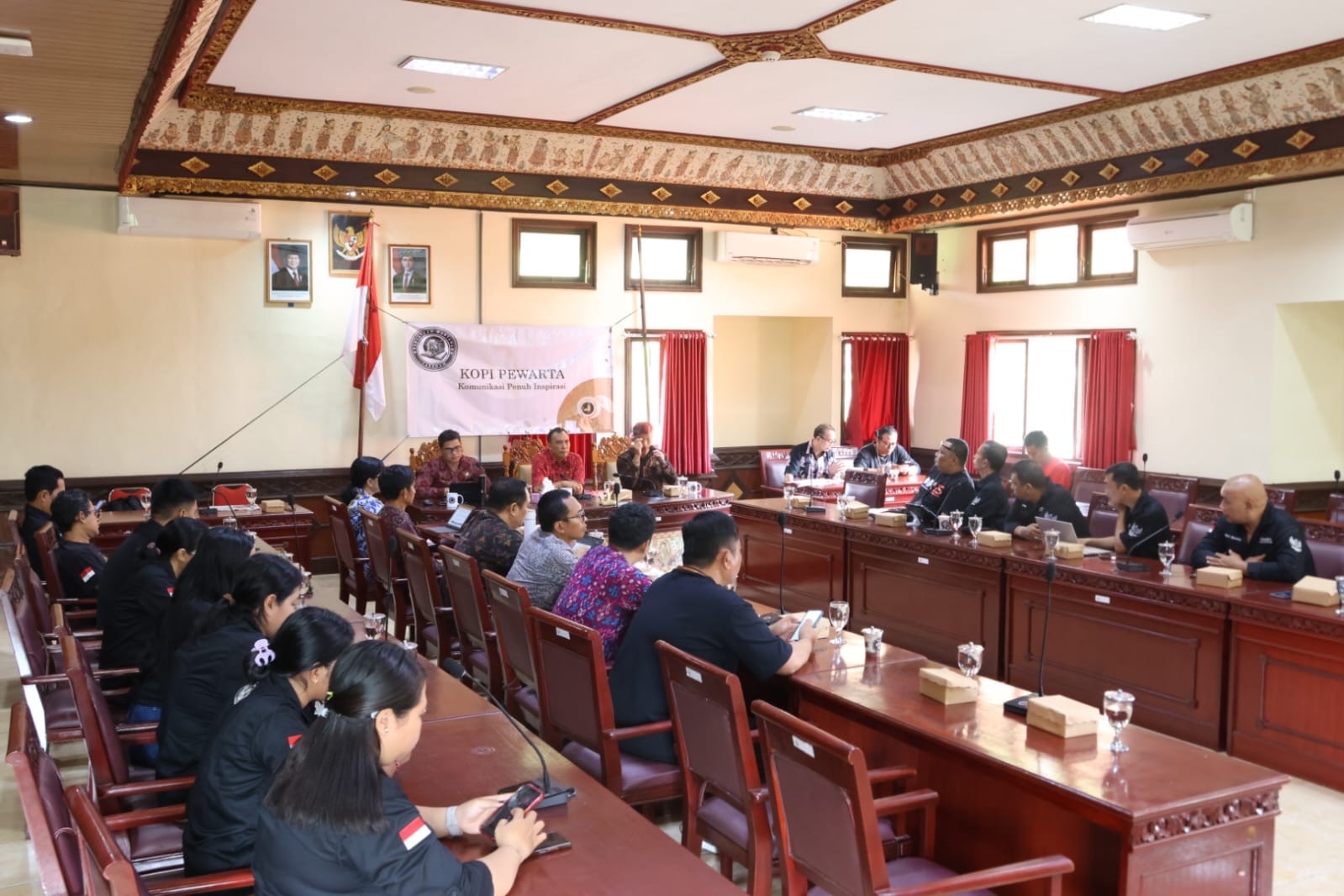Acara diskusi &nbsp;Dilema Honorer Menanti Kepastian di Tengah Reformasi Birokrasi di Tabanan&nbsp;&nbsp; jumat (14/2).