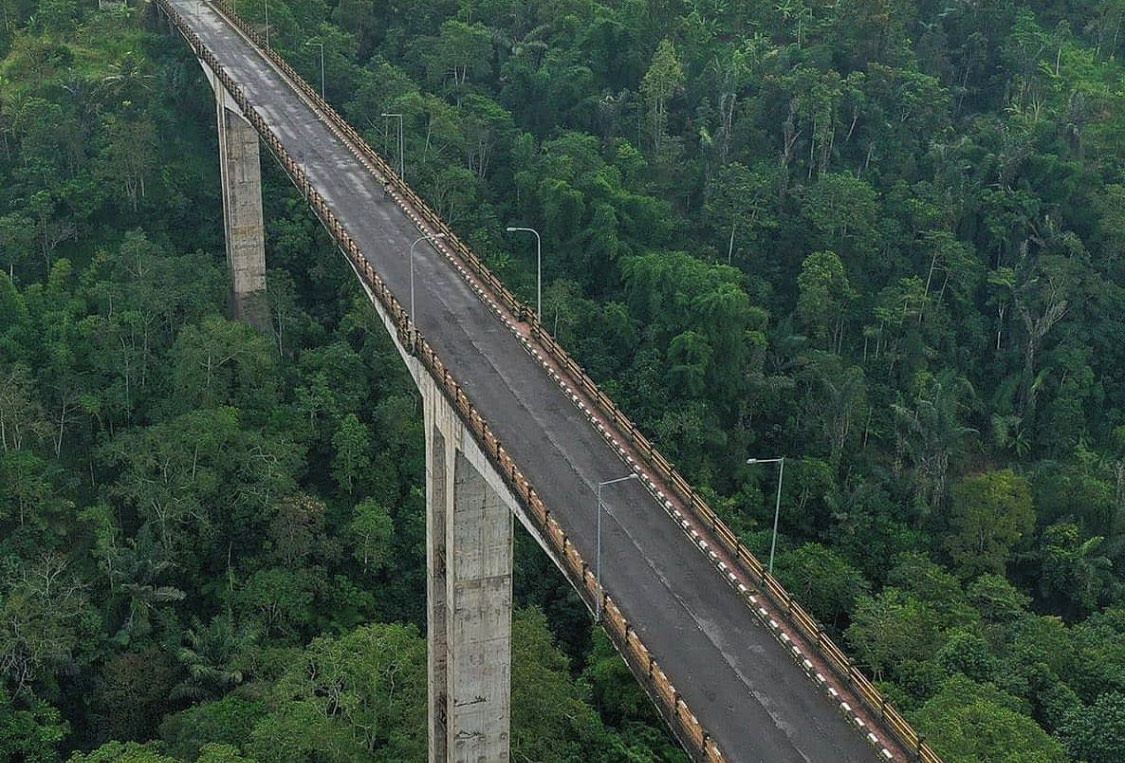 Jembatan Tukad Bangkung Badung kembali heboh paska adanya perempuan Buleleng yang lakukan bundir.